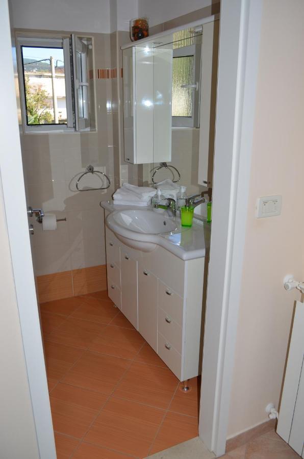 Apartman Fiore Ловран Екстериор снимка
